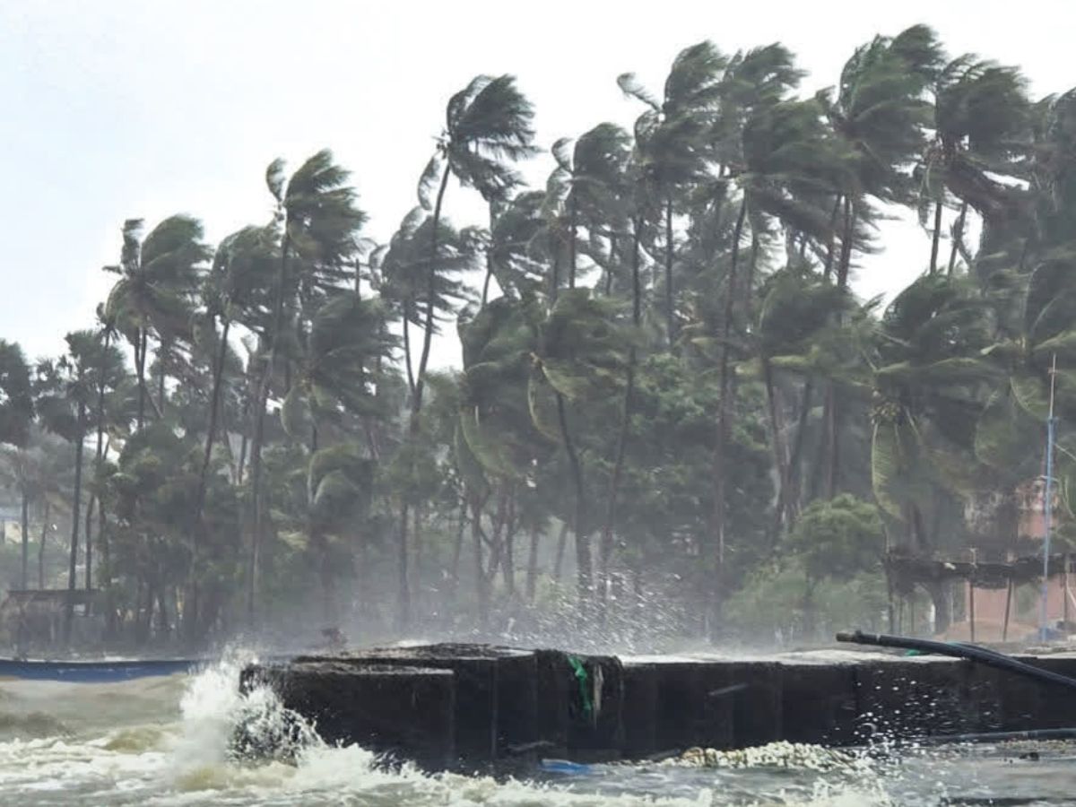 Cyclone Arnab Likely to Intensify, Landfall Expected on October 28, Warning Issued for 5 States